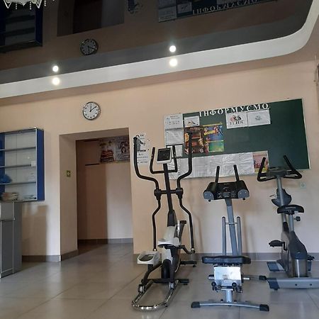 Hotel Pivdennyi Olekszandrija Kültér fotó