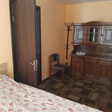 Hotel Pivdennyi Olekszandrija Kültér fotó