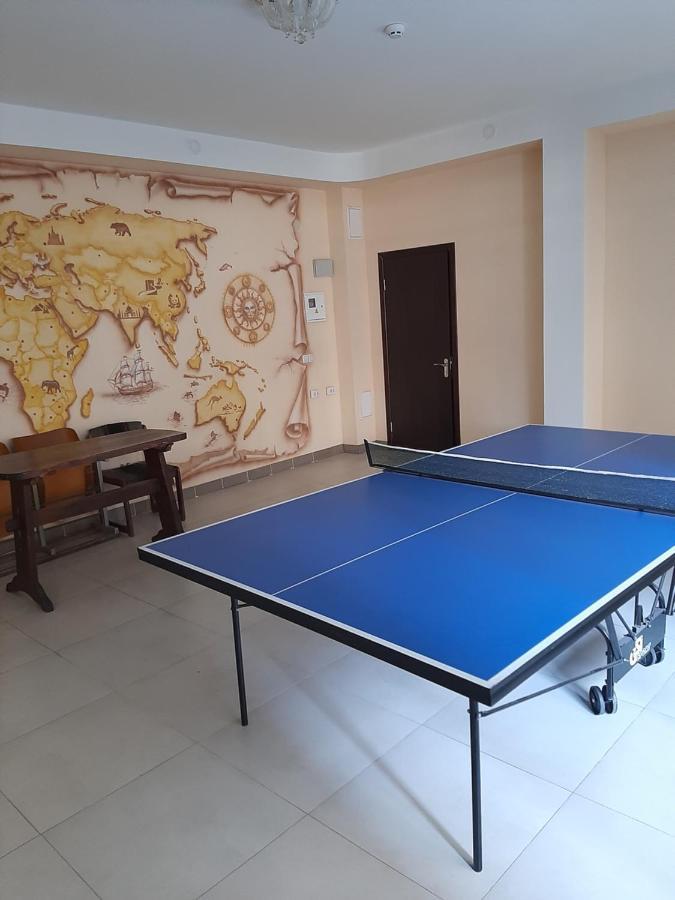 Hotel Pivdennyi Olekszandrija Kültér fotó