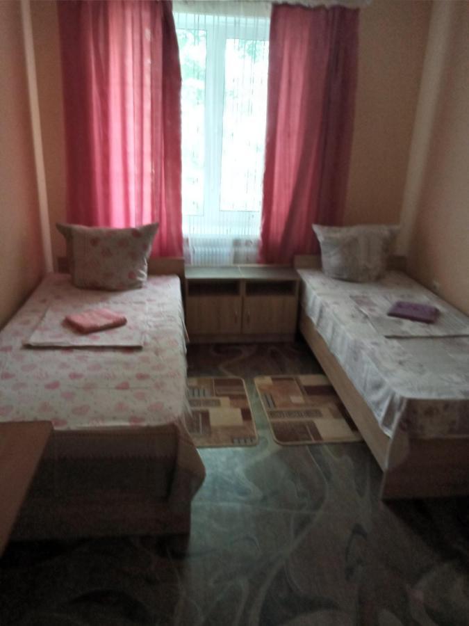 Hotel Pivdennyi Olekszandrija Kültér fotó