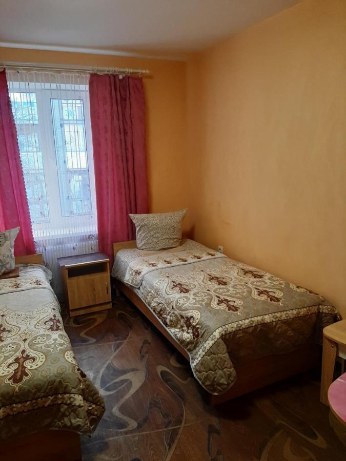 Hotel Pivdennyi Olekszandrija Kültér fotó