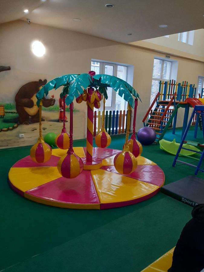 Hotel Pivdennyi Olekszandrija Kültér fotó