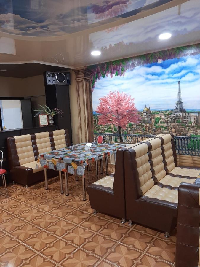 Hotel Pivdennyi Olekszandrija Kültér fotó