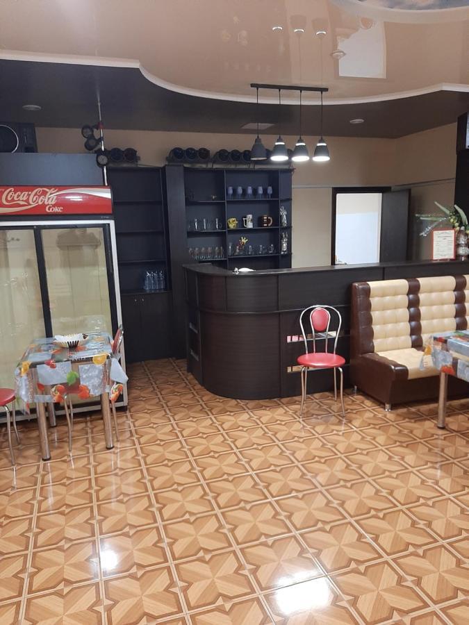 Hotel Pivdennyi Olekszandrija Kültér fotó
